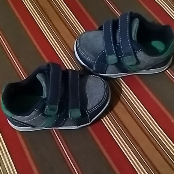 Boys sneakers - Picture 3 of 5